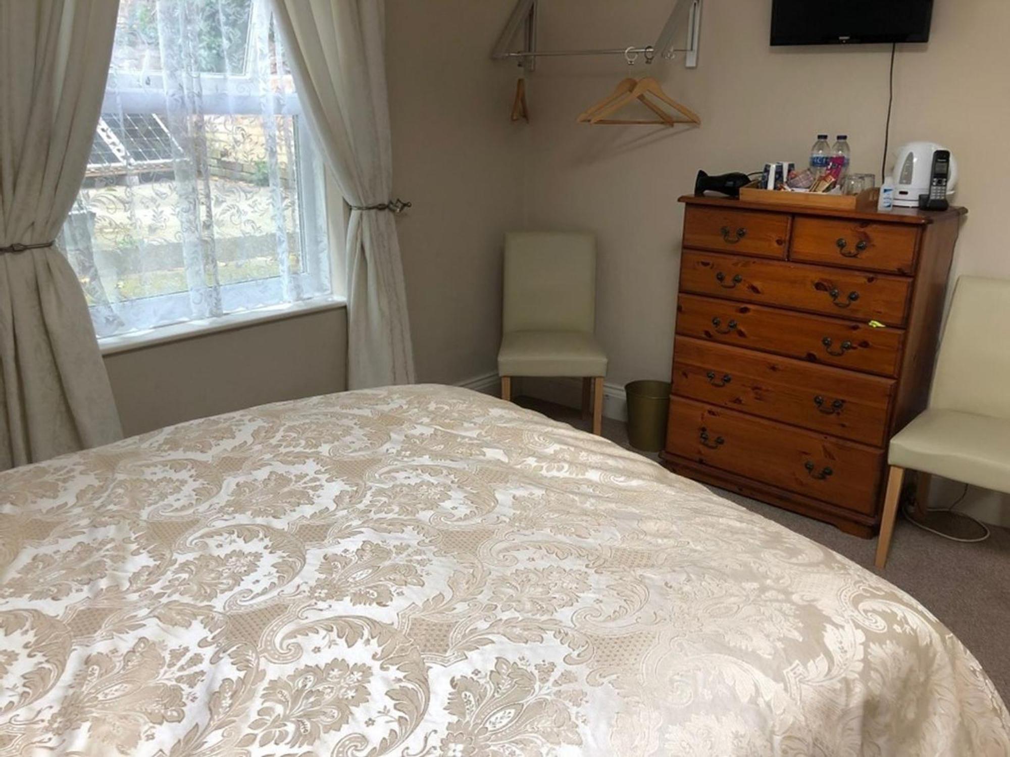 The Brandize Guest House Торки Стая снимка